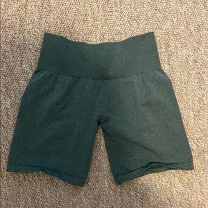 NVGTN Short Forest Green Size Medium - LIKE NEW